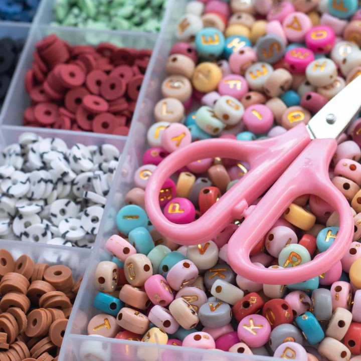 La Petite Epicerie Κουτί με 16 Χρώματα Πέρλες Heishi (6mm) Nature