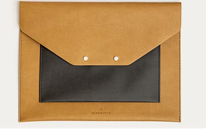 Camel Retro Laptop Case